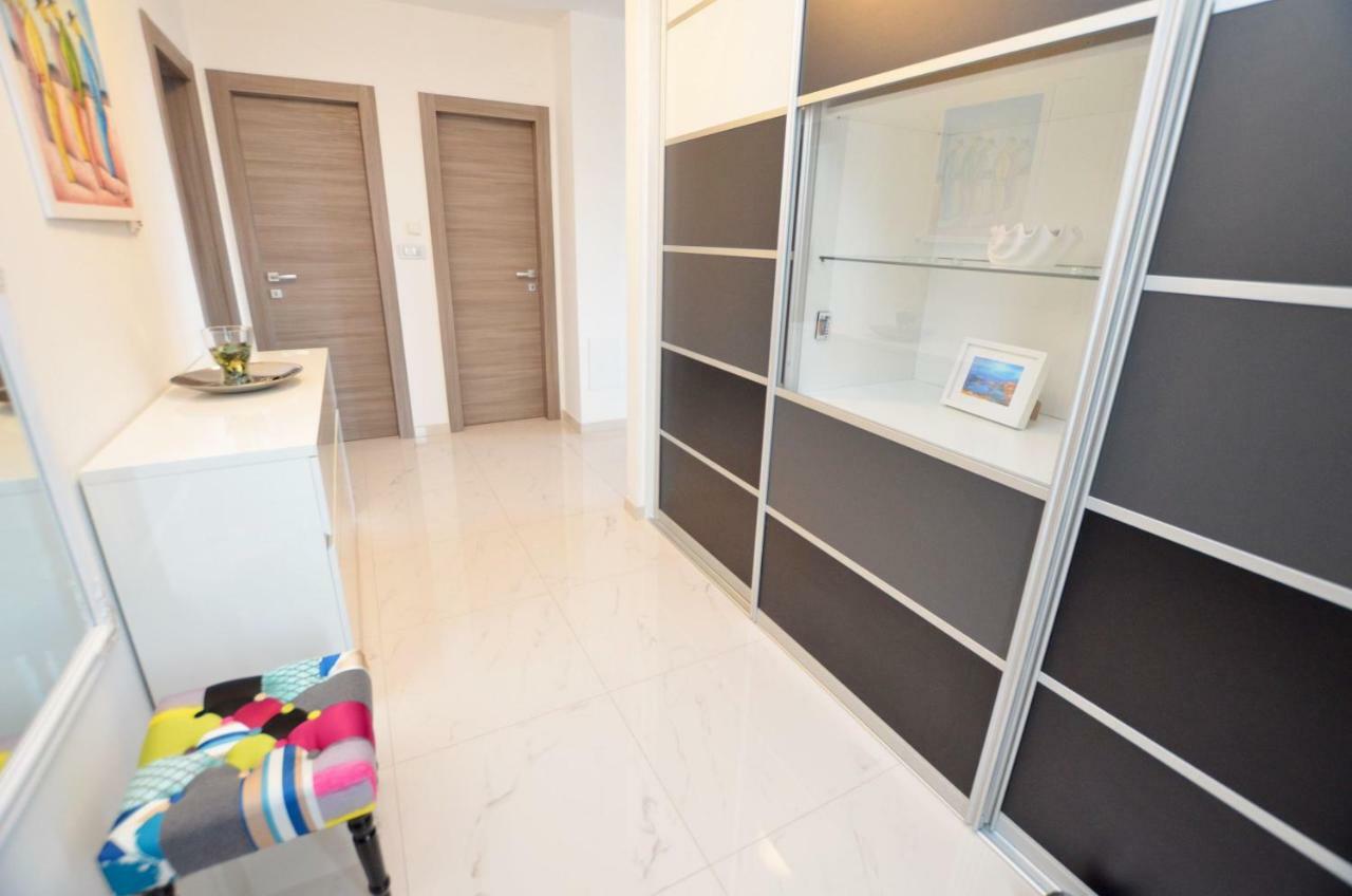 Apartments Golden Hour Jurdani Экстерьер фото